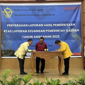 Wabup Sintang Terima Opini WTP Ke 11 Kalinya Dari BPK RI Kalbar