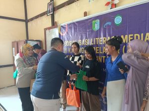 Ajak Pelajar Menabung, Manajemen Bank Kalbar Cabang Sintang Sosialisasikan Program Kejar di SMA N 1 Kelam Permai