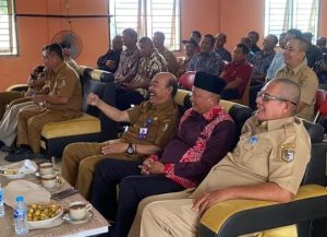 Kadis PMPD Sintang Hadiri Penilaian Replikasi Desa Anti Korupsi di Desa Dak Jaya