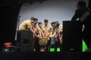 Tabuh Gendang, Bupati Sintang Tutup Raimuna Daerah Se Kalbar Tahun 2025