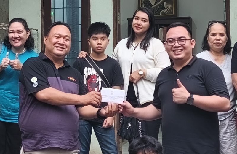 Dari Jerora Dua untuk Calon Imam, Warga Santo Matius Berbagi Kasih ke Seminari Menyurai
